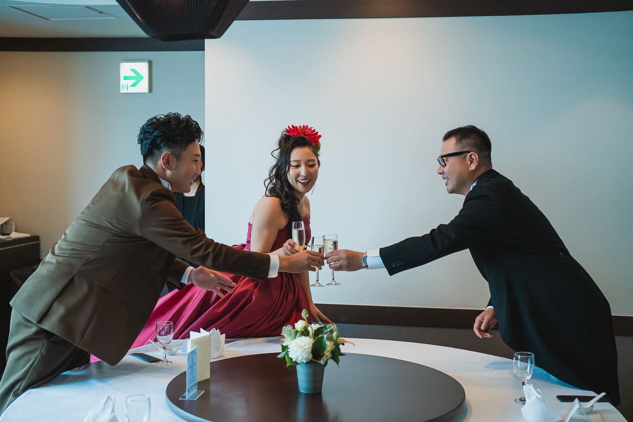 【2026年5月末までの結婚式限定】少人数挙式＋会食10名様プラン＋お色直し（カラードレス）